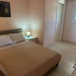 Apartahotel Armyra - With Sea Views & Shared Pool Volímai