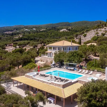 Armyra - With Sea Views & Shared Pool Lägenhetshotell