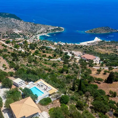 Lägenhetshotell Armyra - With Sea Views & Shared Pool