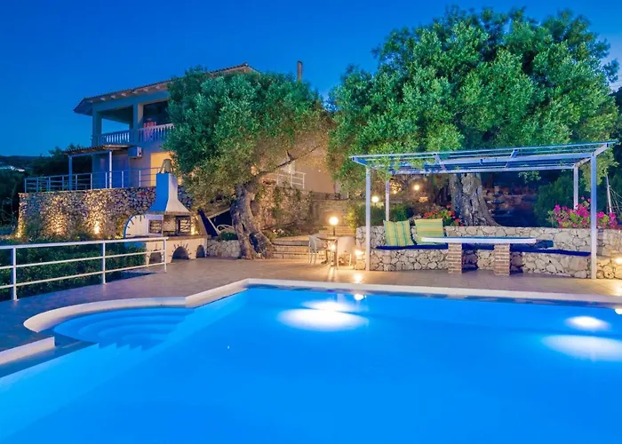 Armyra - With Sea Views & Shared Pool 4* Volímai