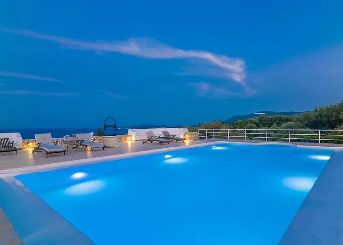 Armyra - With Sea Views & Shared Pool Lägenhetshotell 4*