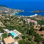 Aparthotel Armyra - With Sea Views & Shared Pool
