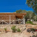Armyra - With Sea Views & Shared Pool Aparthotel 4*