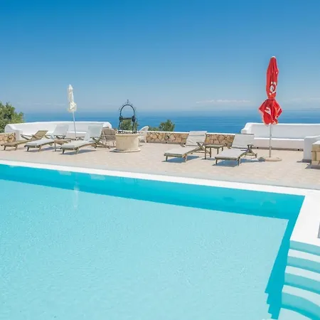 Lägenhetshotell Armyra - With Sea Views & Shared Pool Volímai