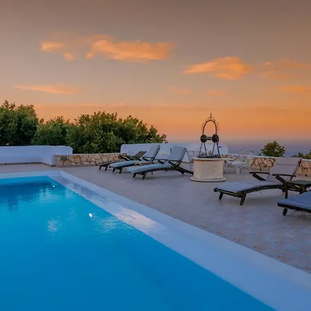 Armyra - With Sea Views & Shared Pool Lägenhetshotell Volímai