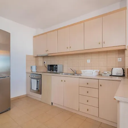 Armyra Hotel apartamentowy 2*