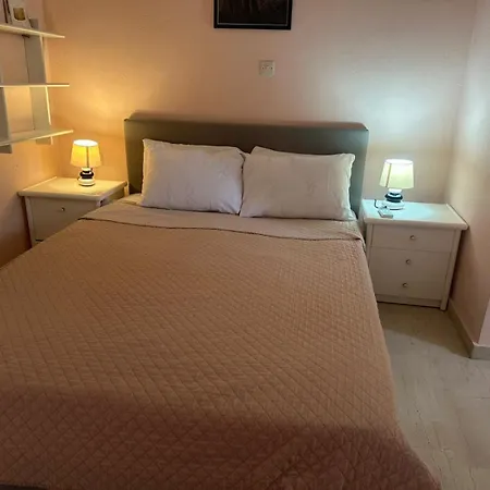 Апарт-отель Armyra - With Sea Views & Shared Pool 4*