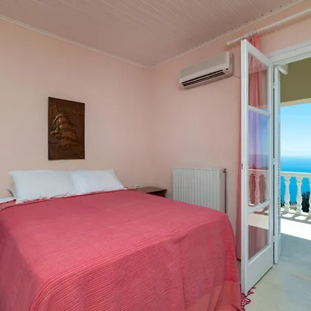 Armyra - With Sea Views & Shared Pool 4* Volímai