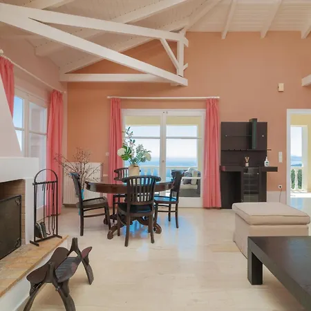 Armyra - With Sea Views & Shared Pool Hotel apartamentowy 4*